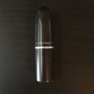 MAC lipstick in Captive